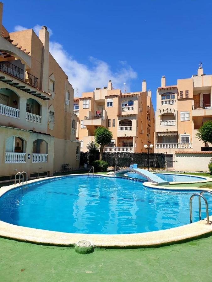 Daire Del Mar 2-bedroom With Swimming Pool Torrevieja